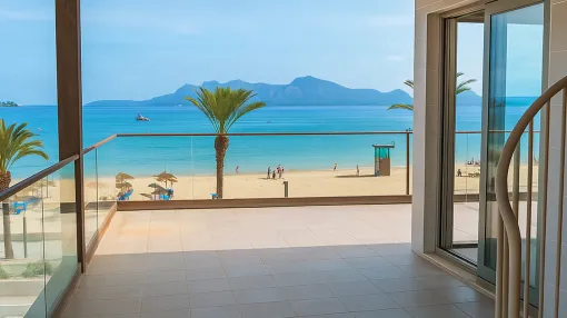 Exclusive Building on the Seafront in Puerto de Pollensa – Unique Investment Opportunity