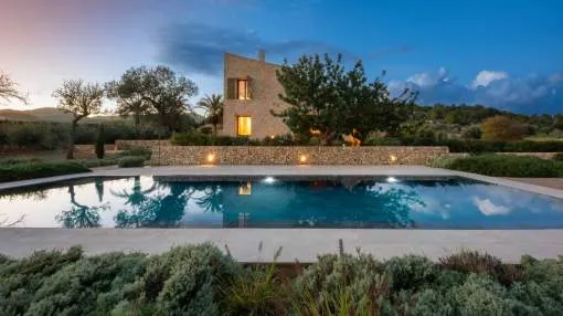 Luxury newly built single-family house with pool and garden near Selva