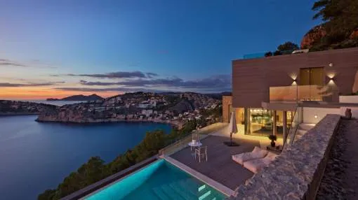 Designer sea view villa with breath-taking sunsets