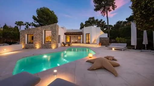 Deluxe villa in Nova Santa Ponsa enjoying sea and mountain views