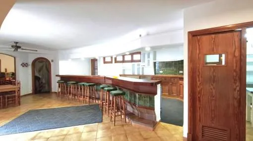 Restaurant for Sale Near the Port of Cala Figuera