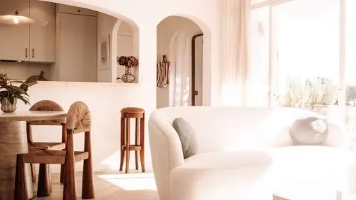 Designer 2 Bedroom Living few steps away from the Exclusive Puerto Portals Marina
