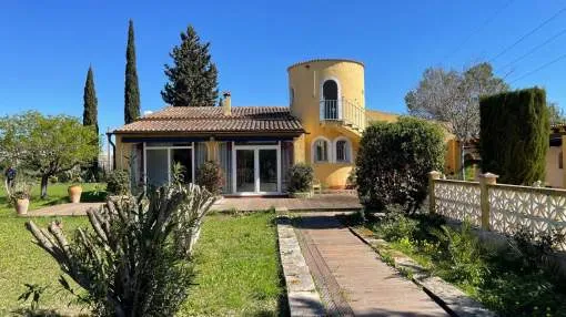Country Home with Pool, Sauna & Barbecue Area near Binissalem