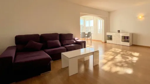 Recently renovated apartment in front of the luxurious Puerto Portals.