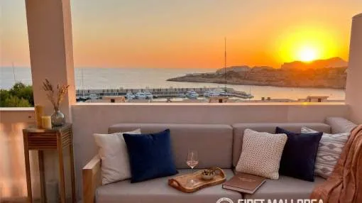 Fully renovated penthouse in El Toro with views of Port Adriano