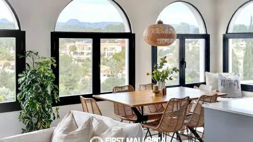 Bright renovated semi-detached house in Costa de la Calma