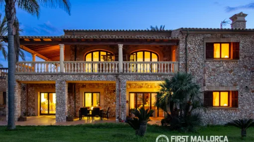 Mediterranean Dream Finca in Prime Location of Santanyí – Green Oasis with Guest House, Pool and Olive Grove