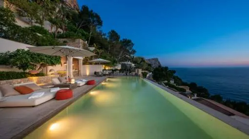 Where Luxury Meets the Sea – Pure Elegance in Cala Llamp