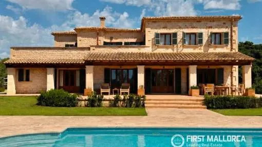 Elegant Country Finca with Panoramic Views and Exceptional Potential near Ses Salines