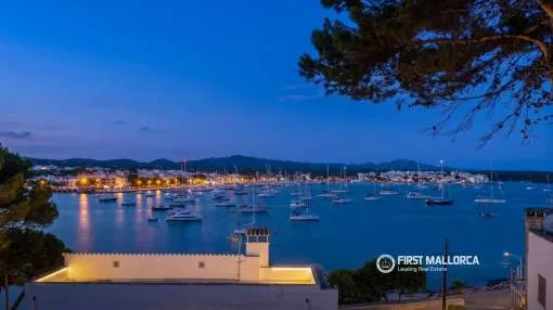 A Mediterranean dream in the heart of Portocolom: Light, sea, and the charm of an exclusive life all year round