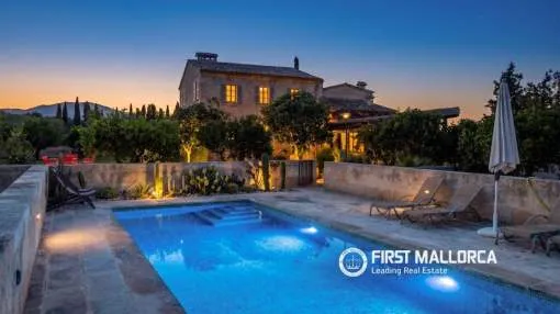 Beautifully Restored Country Estate with Guest House and Citrus Orchard between Búger and Sa Pobla