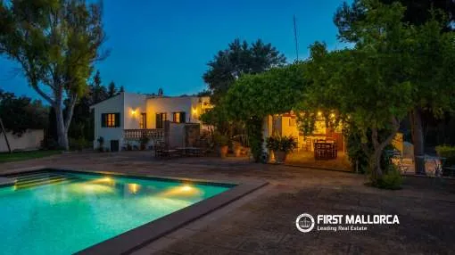 Fantastic country home with beautiful mountain views in Establiments