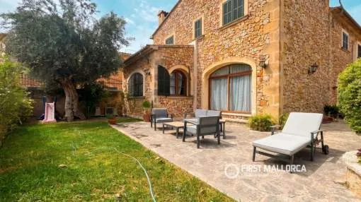 Spacious village house in the heart of Santa María del Camí