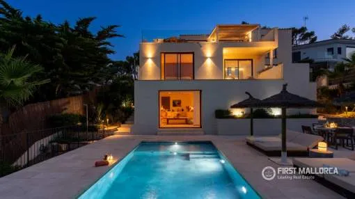 Private Luxury Villa with Pool and Panoramic Sea Views in Costa d’en Blanes