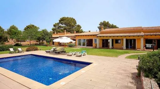 Villa close to Palma with panoramic bay views Villa close to Palma with panoramic bay views
