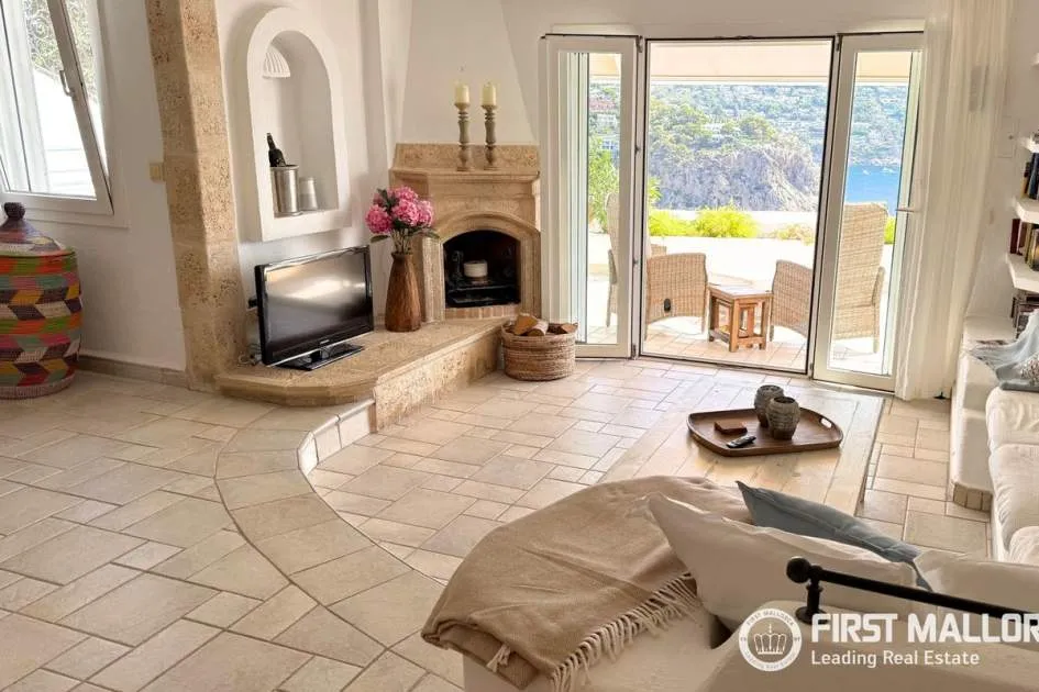 Panoramic views and absolute comfort in the heart of Puerto de Andratx