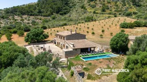 Spectacular Country Property with Pool in Sant Llorenç des Cardassar