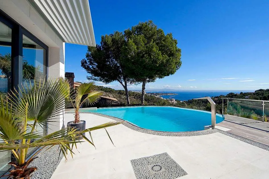 Modern designer villa in Bendinat with brilliant sea views