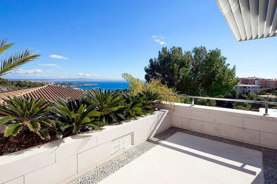 Modern designer villa in Bendinat with brilliant sea views