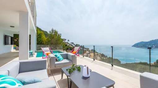 High quality villa in Canyamel with sea and mountain views