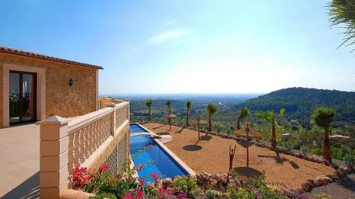 A country villa with spectacular panoramic views - Alaro