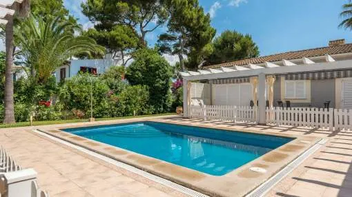 Terraced house with private garden by Playa de Muro Terraced house with private garden by Playa de Muro