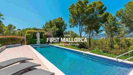 A pristine, spacious & modern villa with sea views and delightful sunny terraces