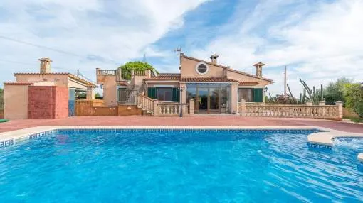 Country property with pool on a large land in Sencelles Country property with pool on a large land in Sencelles