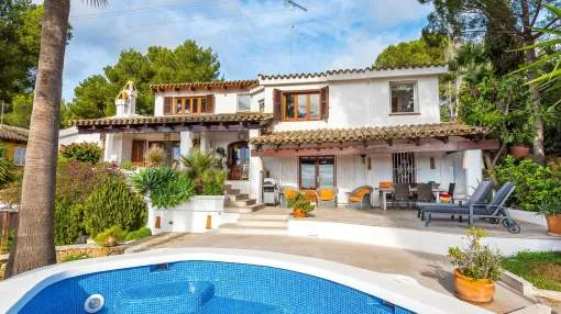 Villa with superb sea views near the Royal Bendinat Golf course Villa with superb sea views near the Royal Bendinat Golf course