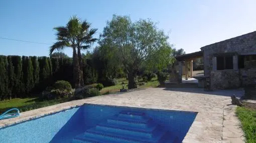 Idyllically located country property close to Campos