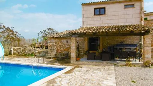 Country house in a secluded, peaceful location near Felanitx Country house in a secluded, peaceful location near Felanitx