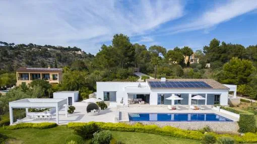 Exclusive villa ensemble with fantastic sea and panoramic views Exclusive villa ensemble with fantastic sea and panoramic views
