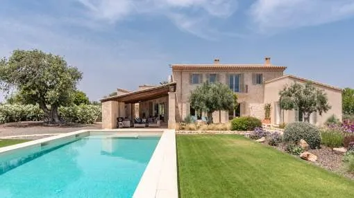 Fantastic finca property with guest house and sea views in Fantastic finca property with guest house and sea views in