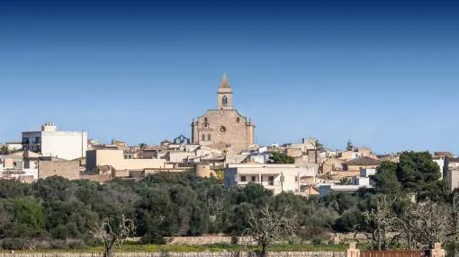 Mediterranean finca property with charm, privacy and modern elegance