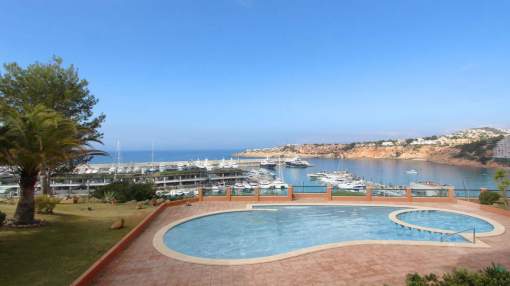 Modern apartment with stunning sea and harbour views close to the beach – 1st sea line for rent Modern apartment with stunning sea and harbour views close to the beach – 1st sea line for rent