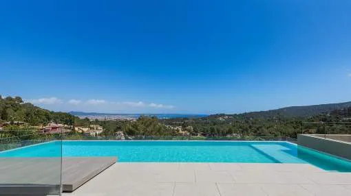 Exclusive newly-built villa situated in a prestigious area with breathtaking views