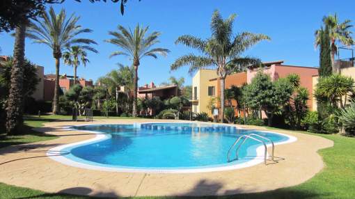 Spacious 10 bedroom villa with sea views from the roof terrace for rent Spacious 10 bedroom villa with sea views from the roof terrace for rent