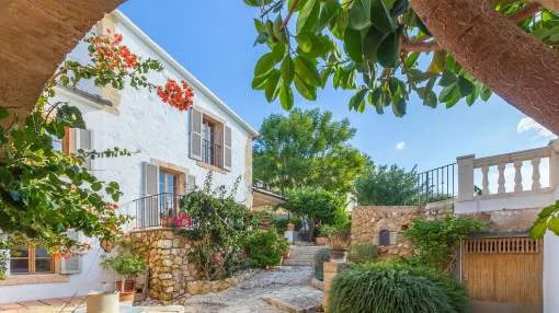 Charming property from the 17th century in Charming property from the 17th century in