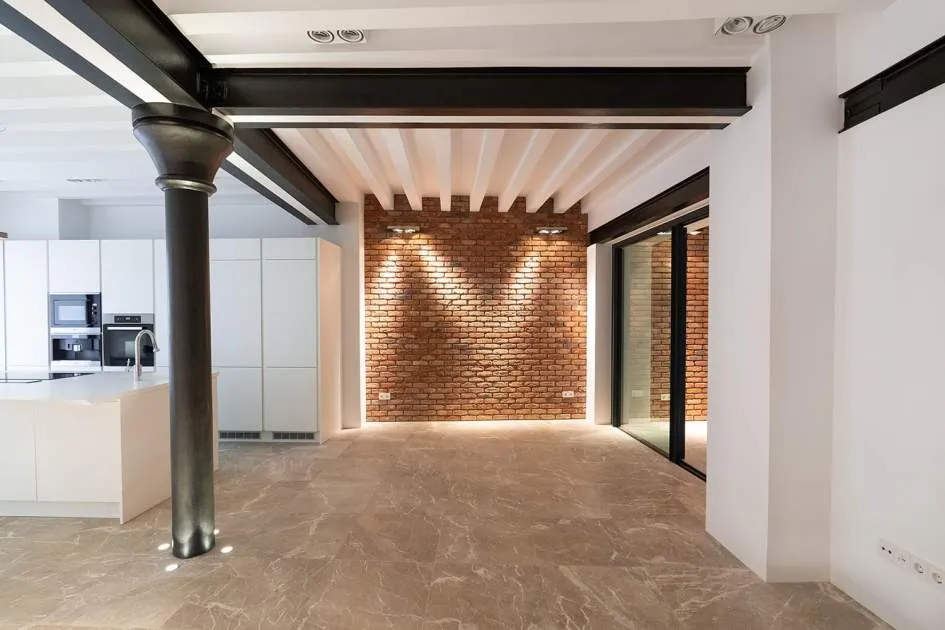 Exclusive newly build loft – style apartment in ’s old town