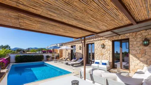 Stylish country house in picturesque location with rental license Stylish country house in picturesque location with rental license