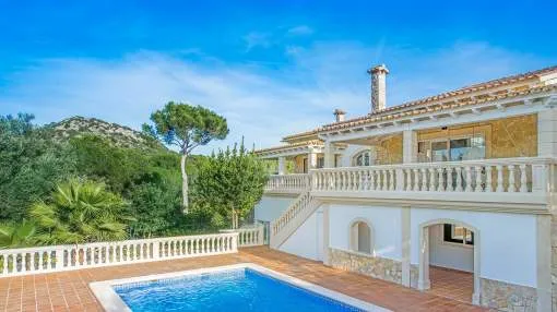 Mediterranean luxury villa with total privacy near the harbour and golf course