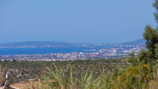 7.500 m² plot of land with fantastic panorama views to the sea and the Tramuntana mountains 7.500 m² plot of land with fantastic panorama views to the sea and the Tramuntana mountains