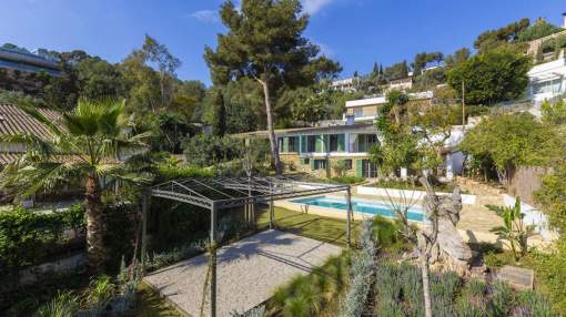 Completely renovated villa with view onto Bellver Castle Completely renovated villa with view onto Bellver Castle