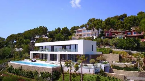 State-of-the-art luxury villa in a privileged location with magnificent views State-of-the-art luxury villa in a privileged location with magnificent views