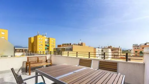 Modern new build duplex penthouse with roof terrace Modern new build duplex penthouse with roof terrace