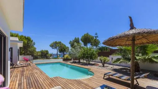Modern, stylish luxury villa with pool and sea view Modern, stylish luxury villa with pool and sea view