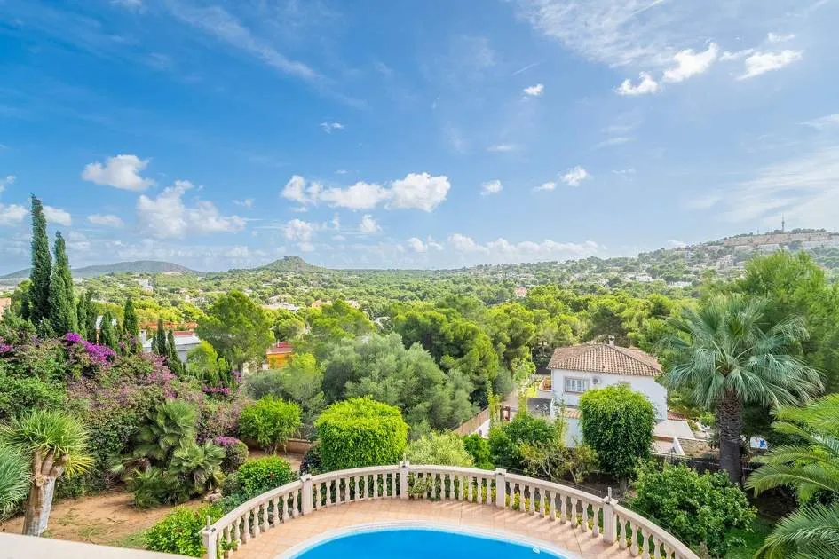 Mediterranean villa with stunning panoramic views