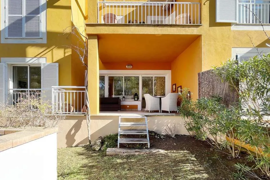 Comfortable garden apartment near the beach of Cala Fornells