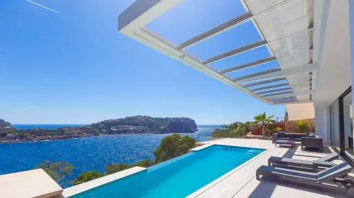 Luxury villa in exclusive location with sensational sea view Luxury villa in exclusive location with sensational sea view