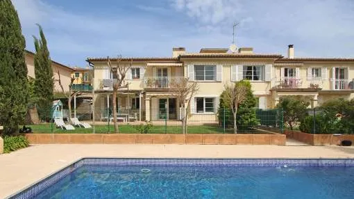 Sunny apartment with garden in a picturesque setting Sunny apartment with garden in a picturesque setting